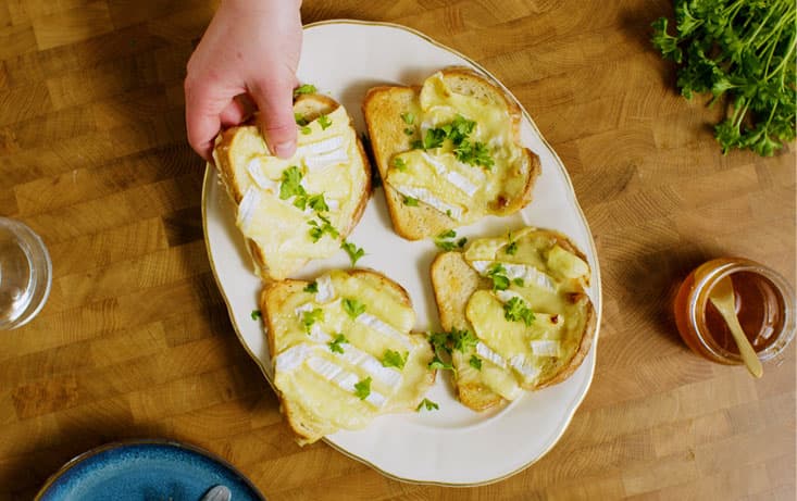 Varm macka med brieost - Recept | Pågen